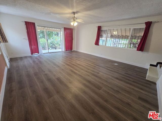 1330 Keniston Avenue, Los Angeles, CA 90019