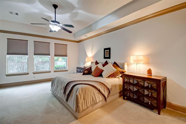 7 Shearling Court, Spring, TX 77389