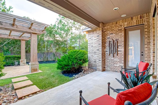 7 Shearling Court, Spring, TX 77389