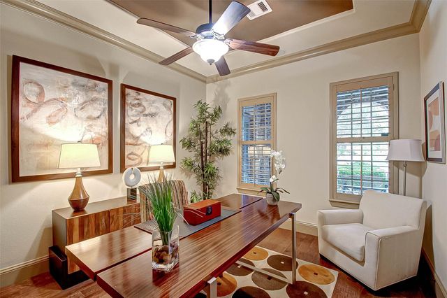 7 Shearling Court, Spring, TX 77389