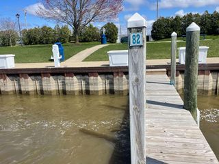 398 Anchors Way 82s, St. Joseph, MI 49085