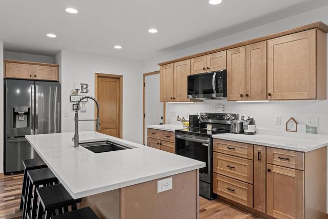 1430 Martiny Court, Baraboo, WI 53913