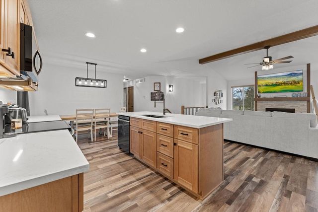 1430 Martiny Court, Baraboo, WI 53913