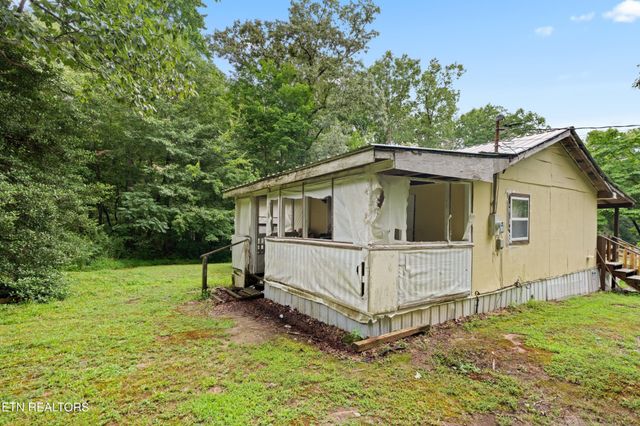 766 Wallop Lane, Crossville, TN 38571