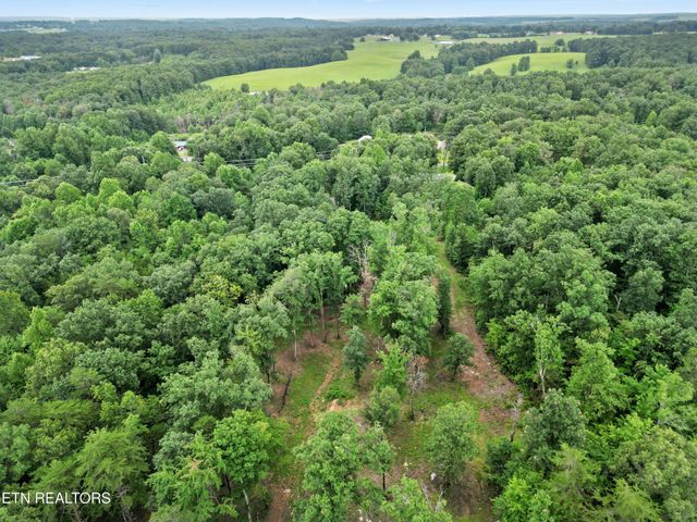 766 Wallop Lane, Crossville, TN 38571