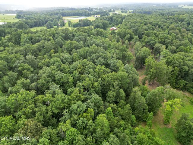 766 Wallop Lane, Crossville, TN 38571