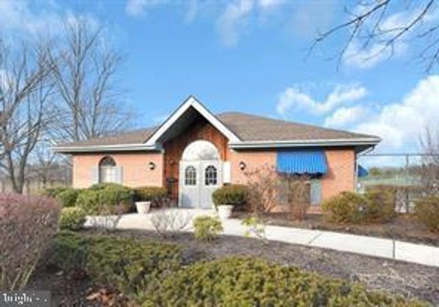 21 KITE CT, Lawrenceville, NJ 08648