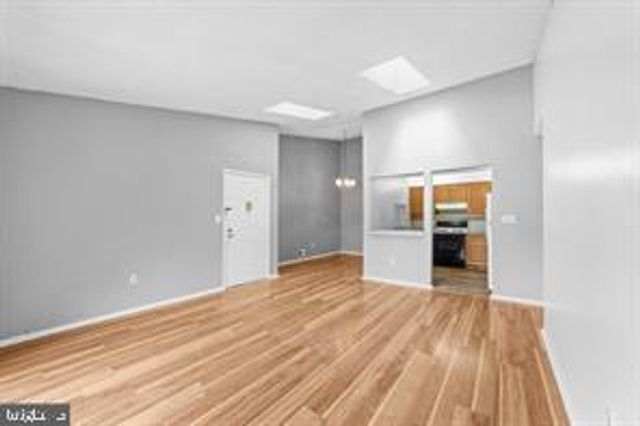21 KITE CT, Lawrenceville, NJ 08648