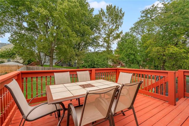 4108 N Troost Avenue, Kansas City, MO 64116