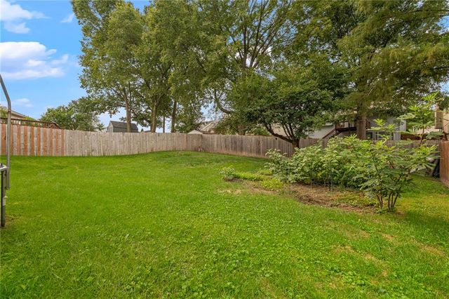 4108 N Troost Avenue, Kansas City, MO 64116