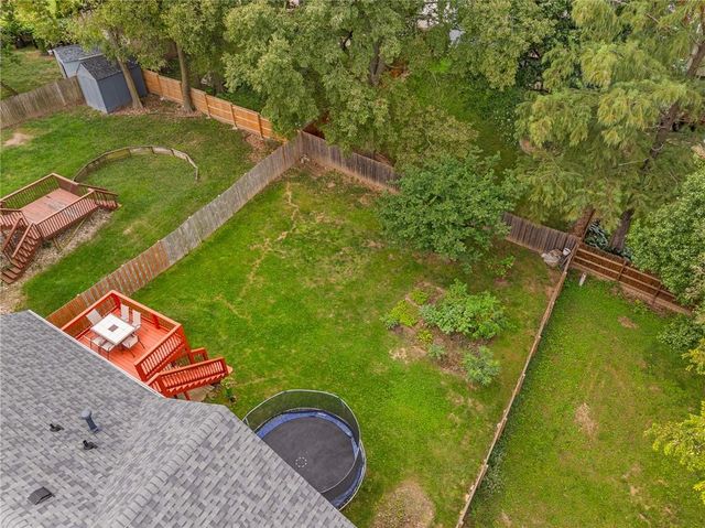 4108 N Troost Avenue, Kansas City, MO 64116