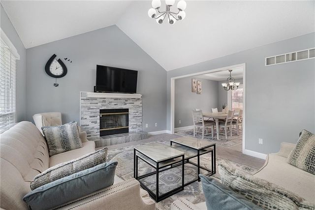 4108 N Troost Avenue, Kansas City, MO 64116