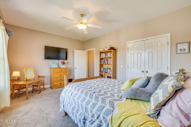 4016 Rick Slaughter Court, Kingsport, TN 37660