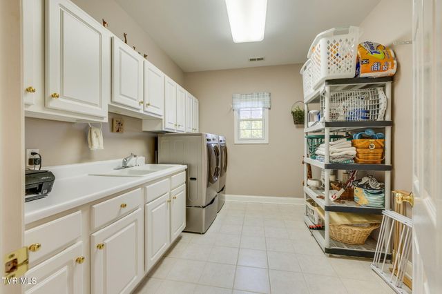 4016 Rick Slaughter Court, Kingsport, TN 37660