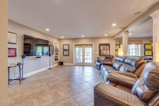 4016 Rick Slaughter Court, Kingsport, TN 37660