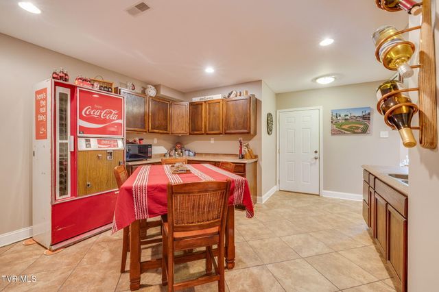 4016 Rick Slaughter Court, Kingsport, TN 37660