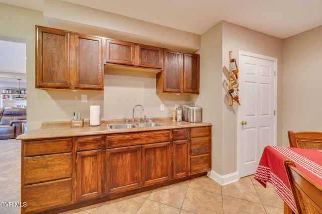 4016 Rick Slaughter Court, Kingsport, TN 37660