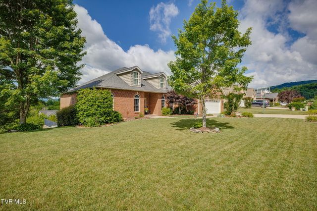 4016 Rick Slaughter Court, Kingsport, TN 37660