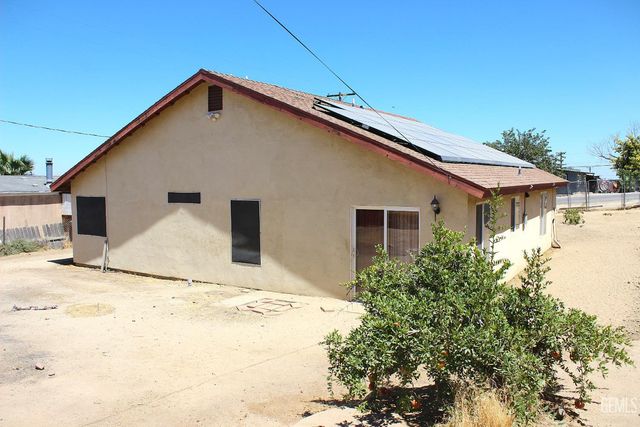 505 Lierly Avenue, Taft, CA 93268