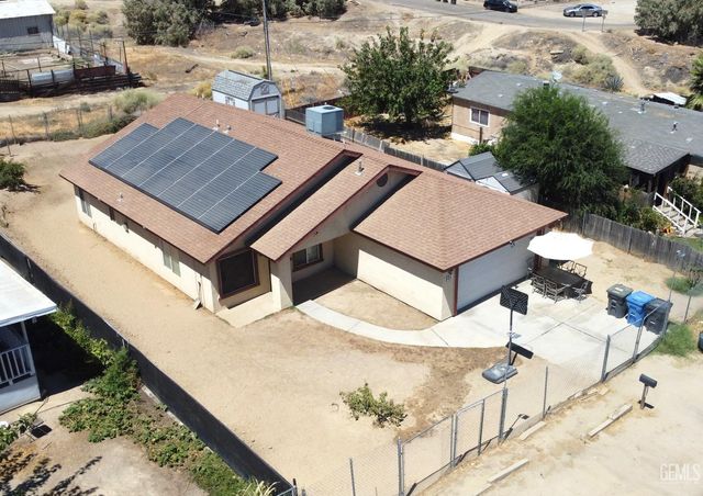 505 Lierly Avenue, Taft, CA 93268