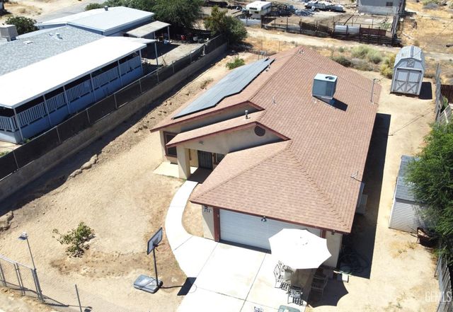 505 Lierly Avenue, Taft, CA 93268