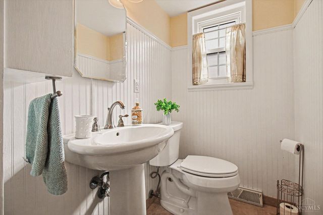 1724 Birddog Court, Loveland, OH 45140