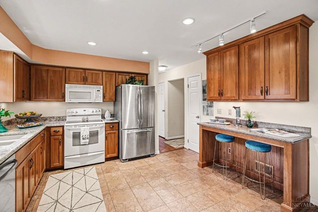 1724 Birddog Court, Loveland, OH 45140