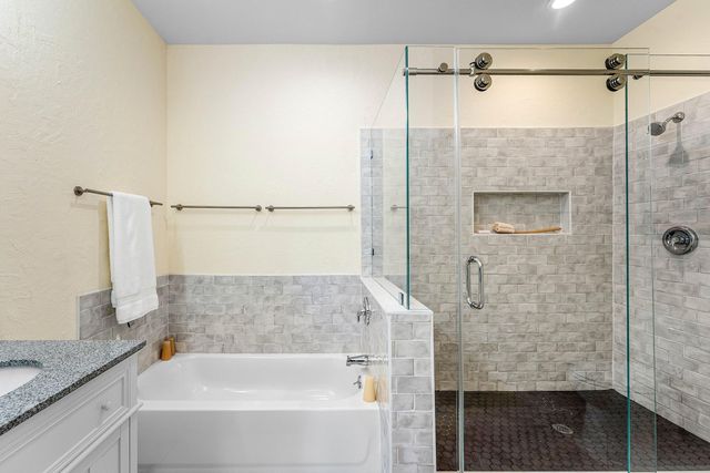 858 Windermere Way, Palm Beach Gardens, FL 33418