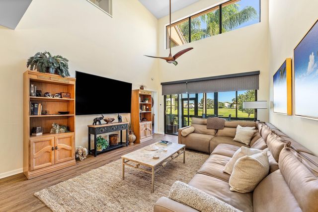 858 Windermere Way, Palm Beach Gardens, FL 33418