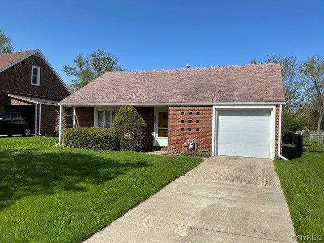 83 South Shore Boulevard, Lackawanna, NY 14218