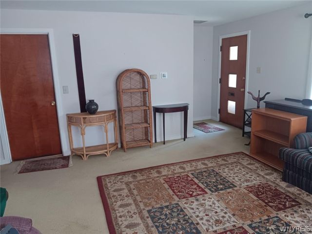 83 South Shore Boulevard, Lackawanna, NY 14218