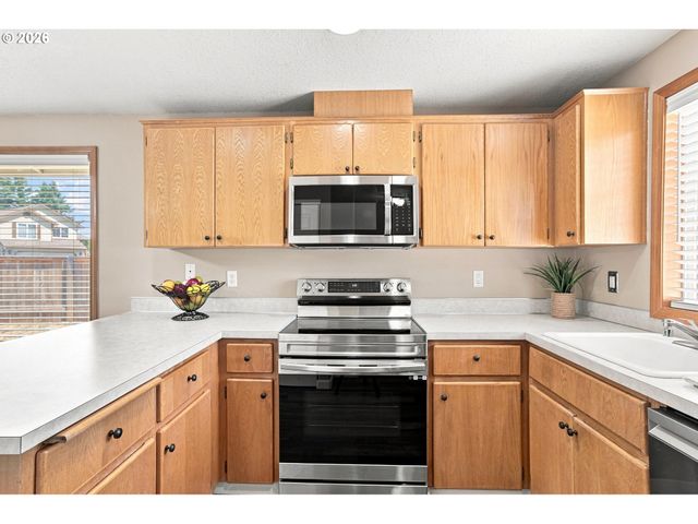 13010 Ne 38th St, Vancouver, WA 98682