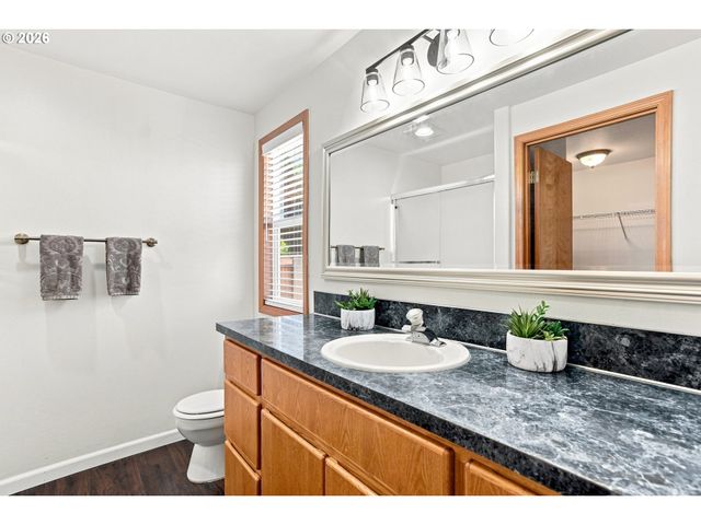 13010 Ne 38th St, Vancouver, WA 98682