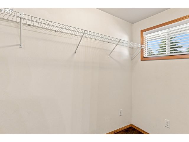 13010 Ne 38th St, Vancouver, WA 98682