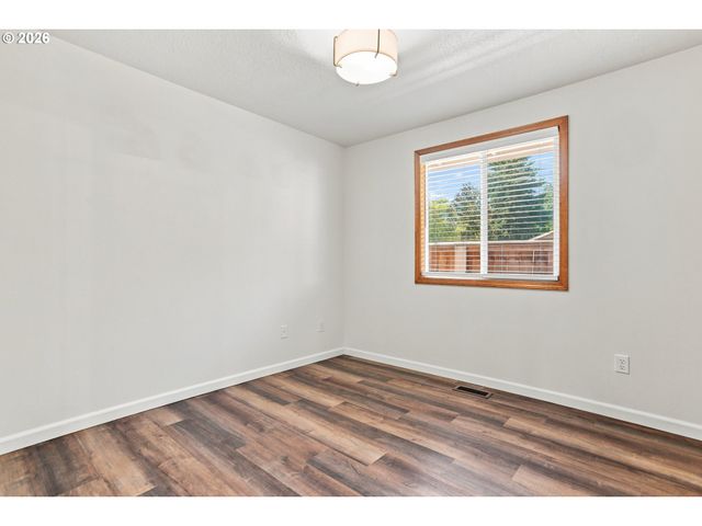 13010 Ne 38th St, Vancouver, WA 98682