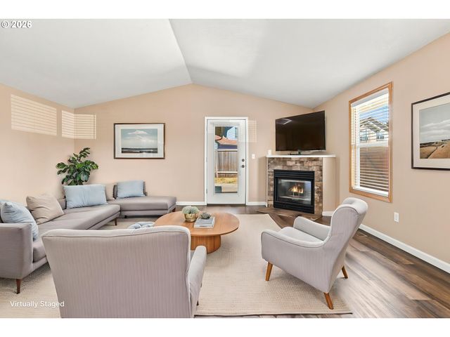 13010 Ne 38th St, Vancouver, WA 98682