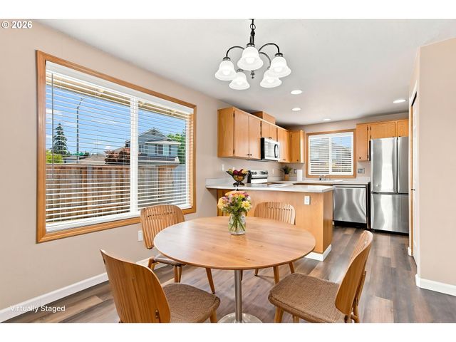 13010 Ne 38th St, Vancouver, WA 98682