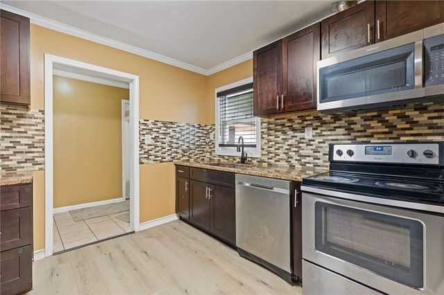 992 Estes SW Drive, Atlanta, GA 30310