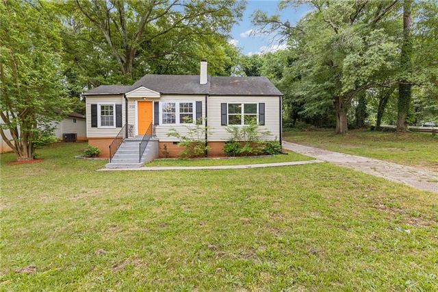 992 Estes SW Drive, Atlanta, GA 30310