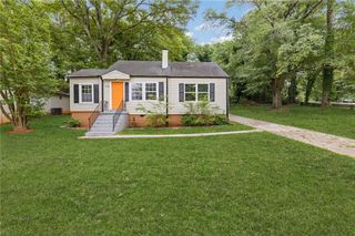 992 Estes SW Drive, Atlanta, GA 30310