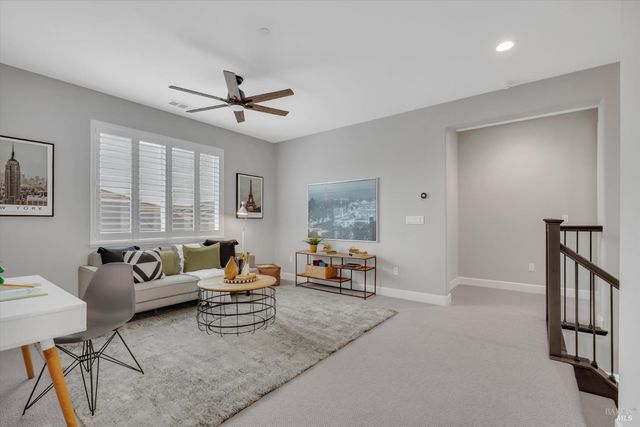 580 Kingbird Cir, Vacaville, CA 95688