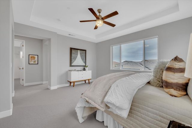 580 Kingbird Cir, Vacaville, CA 95688