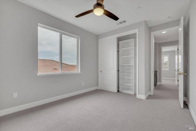 580 Kingbird Cir, Vacaville, CA 95688