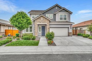 580 Kingbird Cir, Vacaville, CA 95688