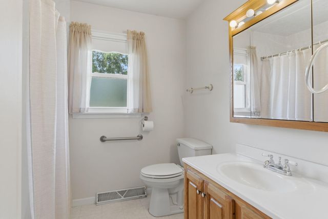 5457 Redwood Avenue, Portage, IN 46368