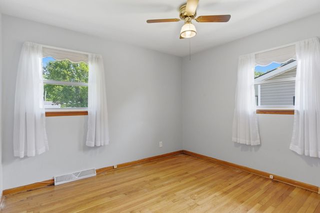 5457 Redwood Avenue, Portage, IN 46368