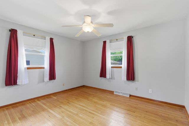 5457 Redwood Avenue, Portage, IN 46368