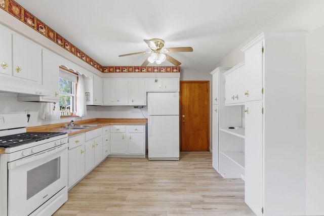 5457 Redwood Avenue, Portage, IN 46368
