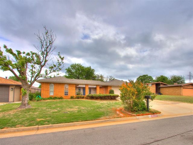 10208 Little Pond Drive, Oklahoma City, OK 73162