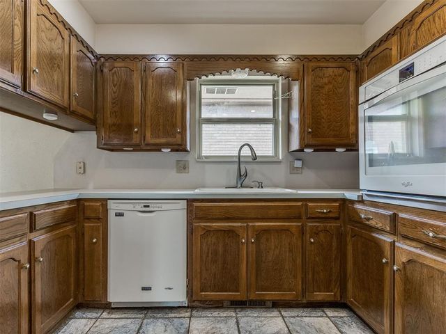 10208 Little Pond Drive, Oklahoma City, OK 73162